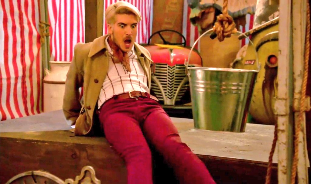 theexoticproj's tweet photo. @EscapeTheNight isn't just a show, it’s a lifestyle, a reason to breathe, an escape from this cruel world filled with thieves. It’s art, the first gift you open on xmas, a hug from a loved one, everything you’ve ever wanted, everything you need it's all in this show https://t.co/tiSGZPKn2Z