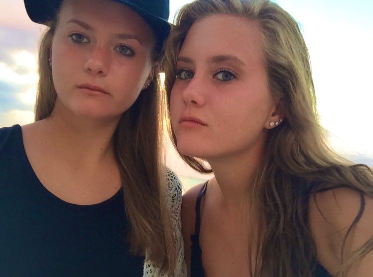 AlexaDimino's tweet photo. @TaylorDimino 😬 https://t.co/CFcszYhHKl