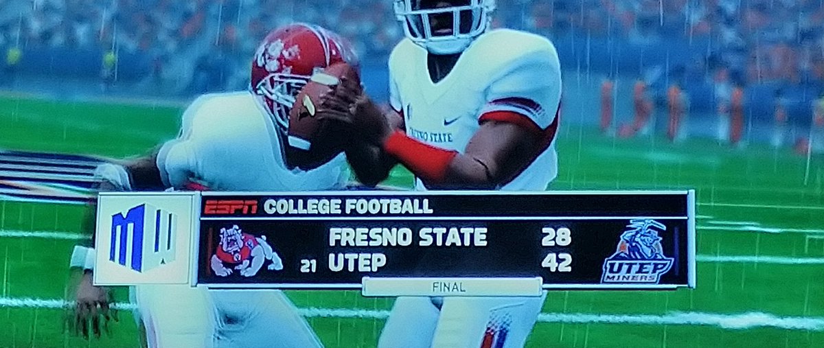 CoachYCast's tweet photo. We got ourselves back on track before the biggest game of the regular season, #1 Notre Dame. We have done well as the underdog. https://t.co/jAPES1TiUJ