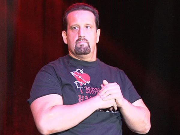 RaiderRJ99's tweet photo. Hey @CWFUniversal I know why GR2 didn’t mention me. I’m past my prime and I know it’s time for the next generation to take their place. But disrespect me, I will find a way to get even @JoeTheBossCWF didn’t give you the ball to run over part timers https://t.co/EsEeCBJTqr