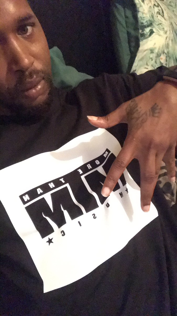 YungGorilla325's tweet photo. #MTM4LMG @YungRydah the only way is up bro and the sky is the limit #LLAc3Montana🖤❤️ https://t.co/l8m59roP5C