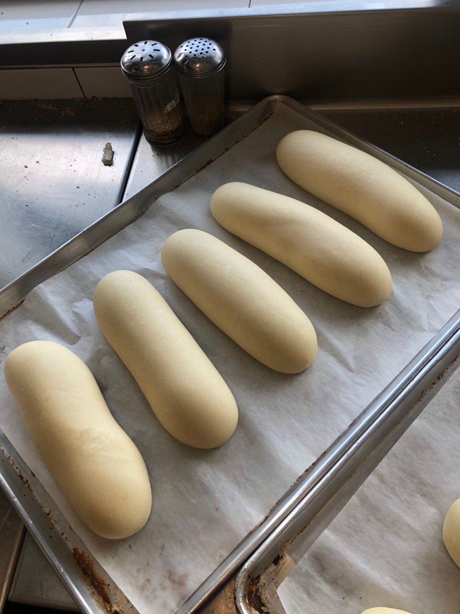 LoHole's tweet photo. welcome to the bread bank https://t.co/YCG7TKbdrI