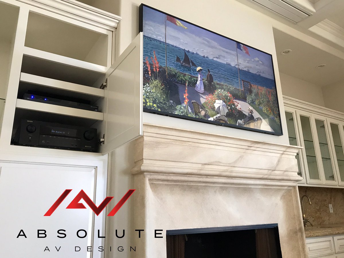 OfficialAAVD's tweet photo. This beautiful custom home has a 65” Samsung Frame TV mounted above a fireplace with five in-ceiling Martin Logan ElectroMotion speakers and a Dynamo 800 floor-standing subwoofer.
#MartinLogan #Samsung #ElectroMotion #FrameTV #LivingRoomGoals #CustomHome https://t.co/pJHegibsOF