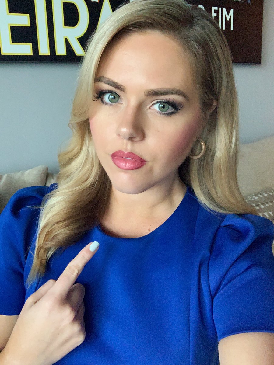 victoriapricetv's tweet photo. A bit of ~personal news~ to share. 

Turns out, I have cancer. And I owe it to one of our wonderful @WFLA viewers for bringing it to my attention. 

I’ll be off work for a bit after tomorrow, but I’ll see y’all soon 🥰 https://t.co/UMsoj2SjtM