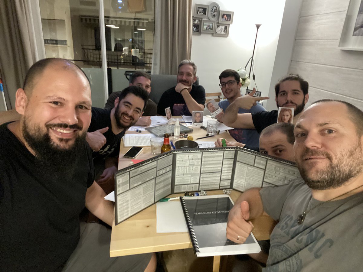 FmMiskatonic's tweet photo. Locurón de partida. Dissociation, incluido en Fear’s Sharp Little Needles. Sí, con 7! jugadores.
#lallamadadecthulhu https://t.co/GMGbndlCzS