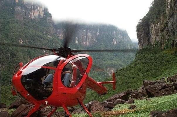 Venerotor's tweet photo. #MD520 #TBT 🇻🇪 🚩#Venerotor🚩#Helicopteros 🚁 #QAP https://t.co/ViqT0eU6KU