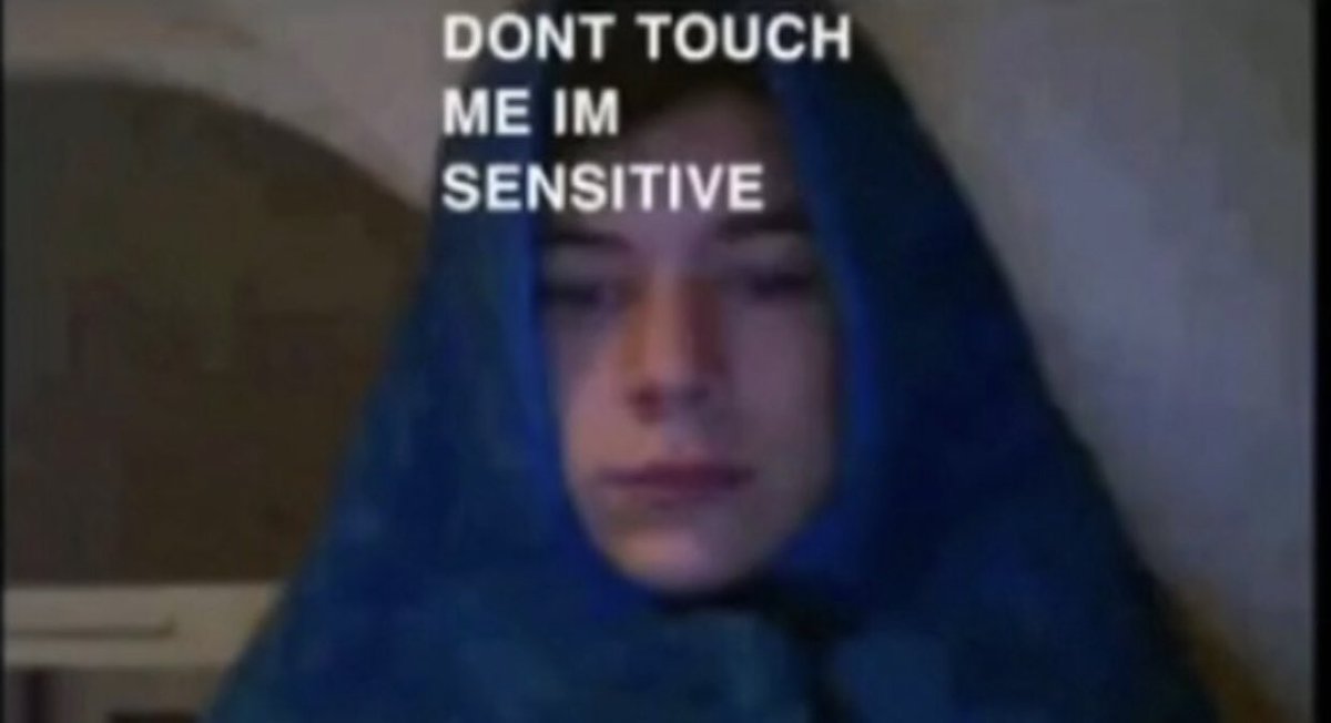 chelsea2702's tweet photo. @onedirection I had a heart attack https://t.co/r7vFHimleZ