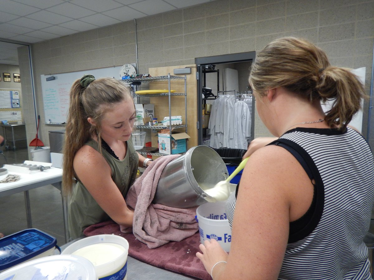 mocor2ffa's tweet photo. 95 Gallons of Ice Cream made! Thank you to everyone who purchased some! https://t.co/G1c4Kel5bF