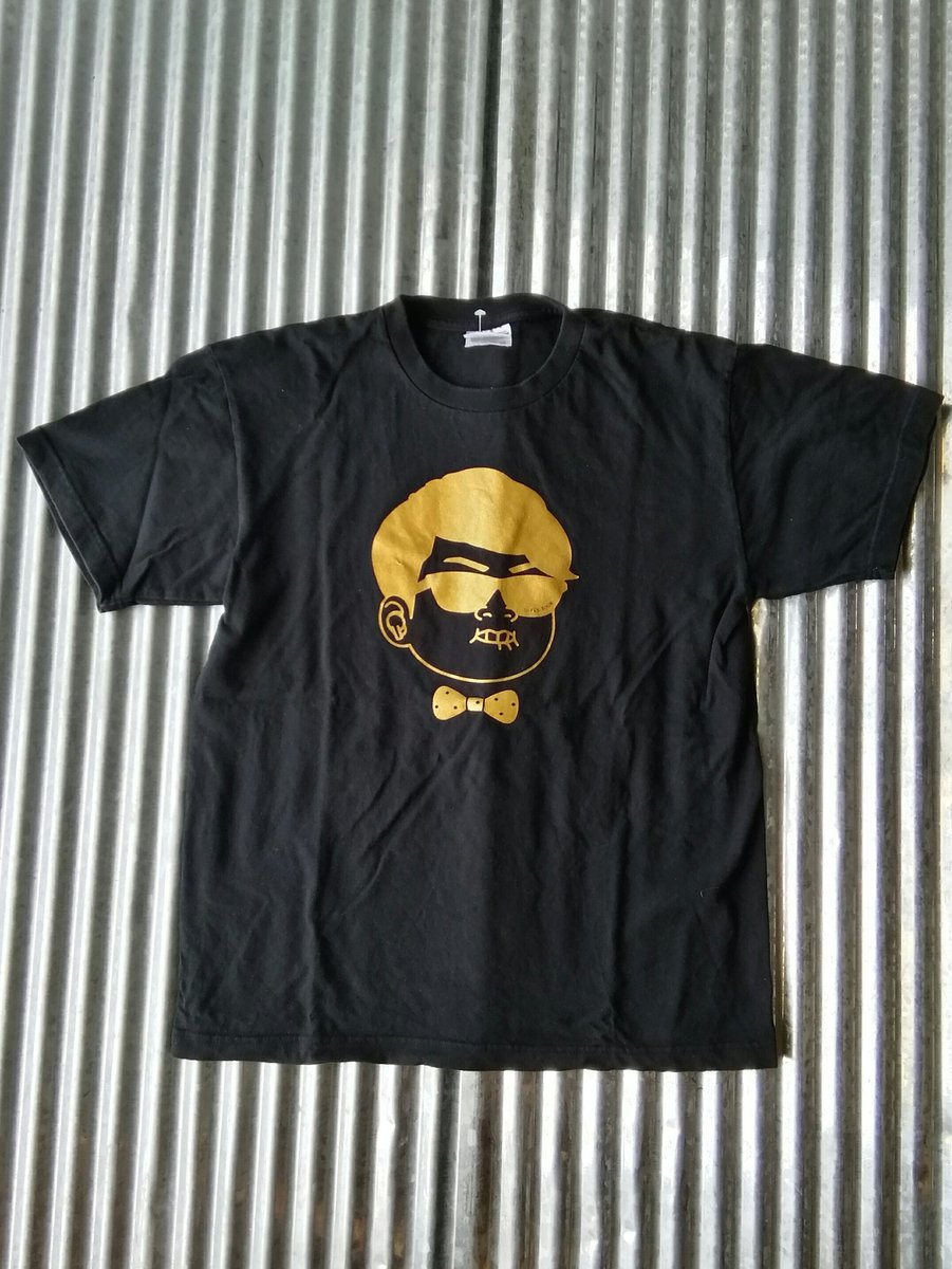 toshishare's tweet photo. メンズ #フェスt   ¥1490-(tax)
 SIZE :Lサイズ
詳しくはInstagramで
 #tシャツ
#ufestour 
#プリントtシャツ
#古着屋 
#通販 
#西宮 
#夙川 
#芦屋 
#東灘区 
#神戸 
#通販 
#黒t
#ブランド古着 
#古着通販 
#古着好きと繋がりたい 
#個性的 https://t.co/YK4s09dNBA