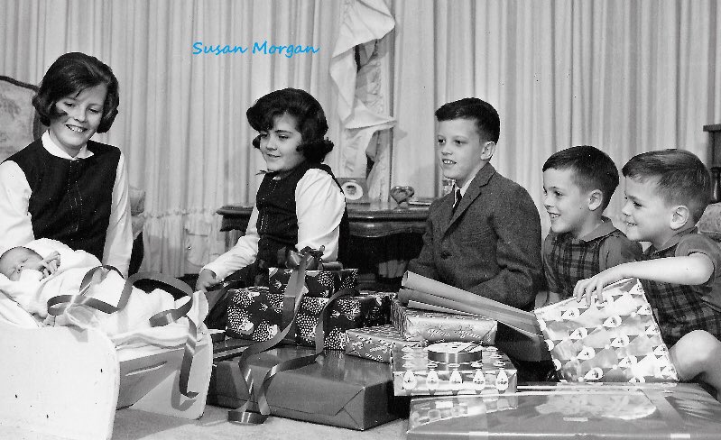 MikeMorganKFOR's tweet photo. My sister Susan Morgan Niemi  passed away early Monday morning from respiratory failure due to complications from COVID19. This picture Christmas Eve 1963 Tulsa shows me as newborn and all my brothers and sisters in descending age order. Susan was a very kind soul. RIP sister. https://t.co/e2XyXSaAgy