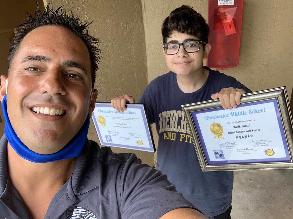 FranciscoArgain's tweet photo. And that’s a wrap! All 508 8th graders from Okeeheelee Middle School earned enough credits to move on to high school! I’m so proud of the class of 2020! #wedidit #proudAP @okeeheeleems @pbcsd Class of 2023, are you ready for me? https://t.co/m5xZyMbhwv
