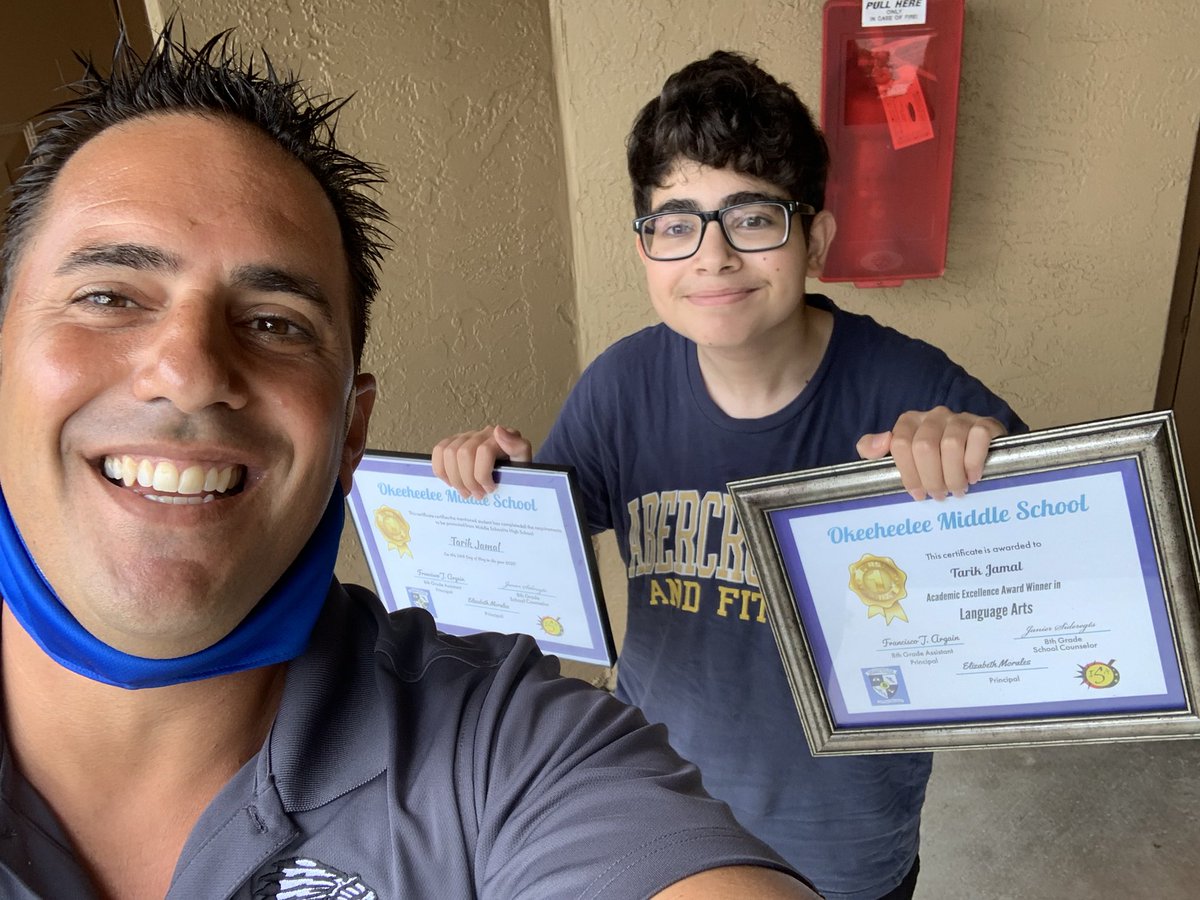 FranciscoArgain's tweet photo. And that’s a wrap! All 508 8th graders from Okeeheelee Middle School earned enough credits to move on to high school! I’m so proud of the class of 2020! #wedidit #proudAP @okeeheeleems @pbcsd Class of 2023, are you ready for me? https://t.co/m5xZyMbhwv