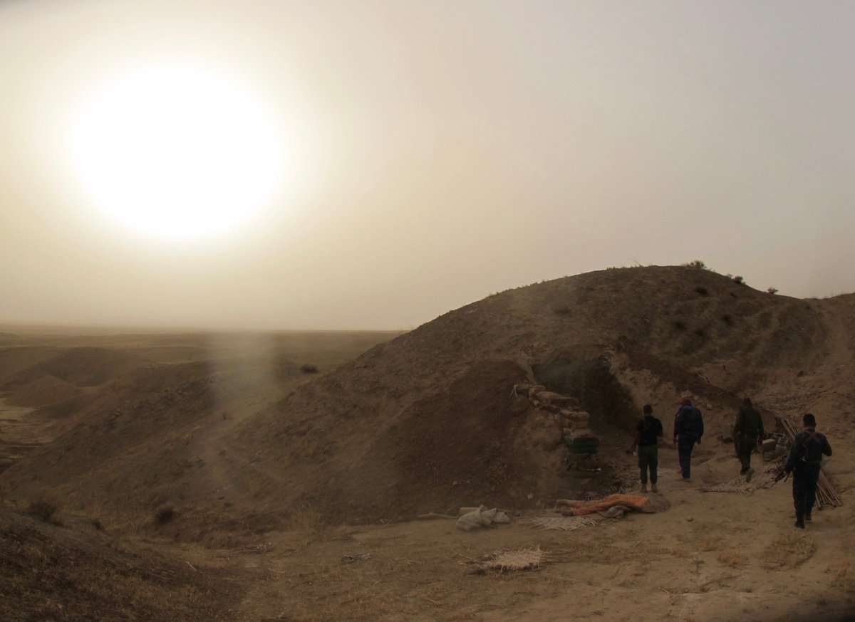 shellykittleson's tweet photo. Anti-#IS operation in #Iraq's #Hamreen mountains, 2017 https://t.co/pNKMDDiU5L