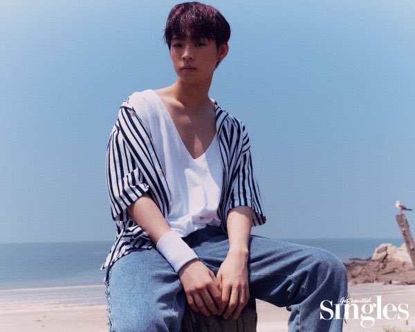 theseoulstory's tweet photo. 📸 #WeLoveFriendship! Here are some photos of PENTAGON, ONF and TOO members in their latest pictorial with Singles magazine
Source: https://t.co/K6W1oDCD5u https://t.co/rpu3FYR9Un