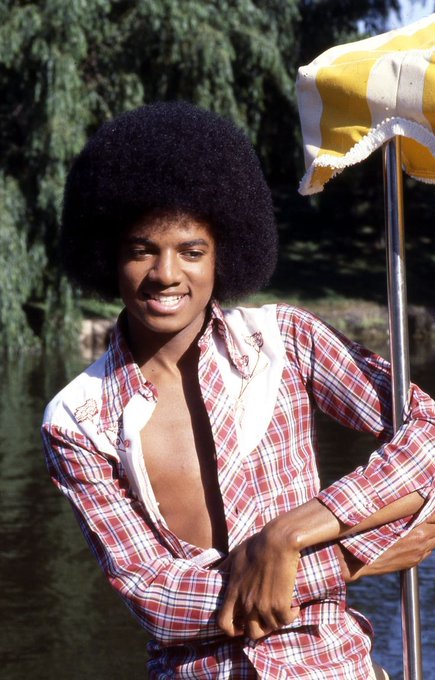 a_sunfollower's tweet photo. Michael Jackson nasceu e morreu PRETO
Michael Jackson nasceu e morreu PRETO 
Michael Jackson nasceu e morreu PRETO 
Michael Jackson nasceu e morreu PRETO
Michael Jackson nasceu e morreu PRETO 
Michael Jackson nasceu e morreu PRETO https://t.co/yGvTiKH9Du