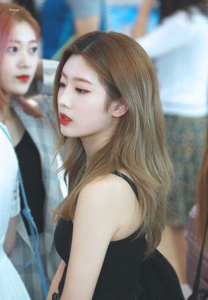 kimlip in tank tops is just something else also that flower shirt is so damn pretty