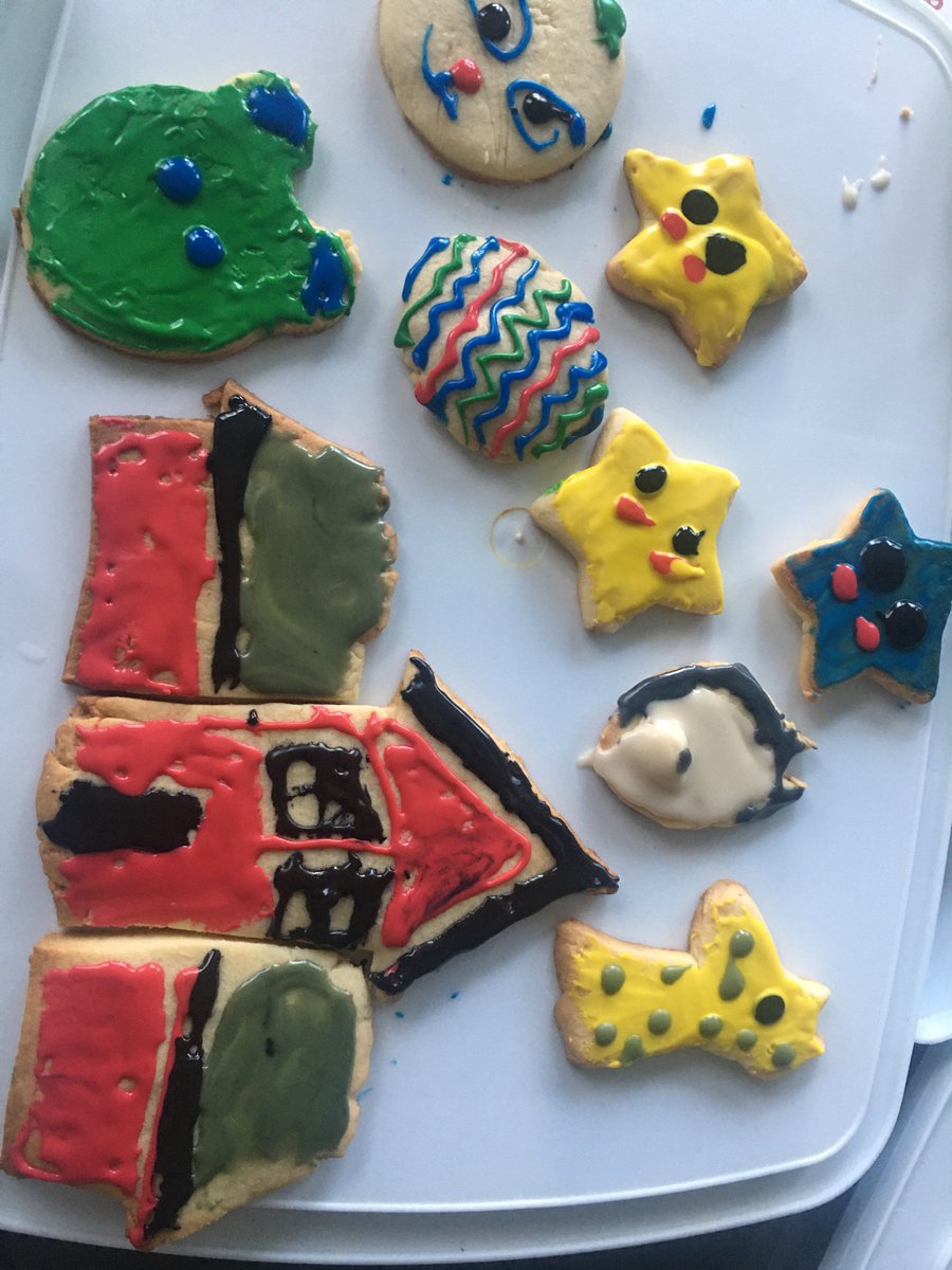 TC_Puck's tweet photo. We had almost as much fun making #AdoptMeCookies as we do playing 
@PlayAdoptMe
! Username:Teddy_bear2320 Cup_cake2320  and Birthdaycake_elfie https://t.co/TGuTTYP648