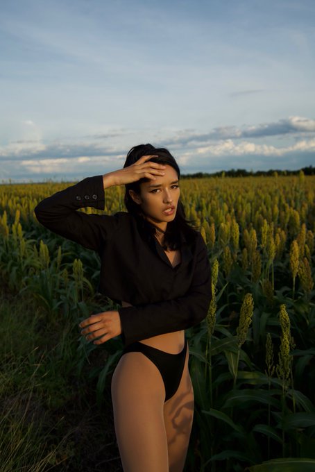 She&rsquo;s a texas gurrrrl https://t.co/WoqIu3X4x1