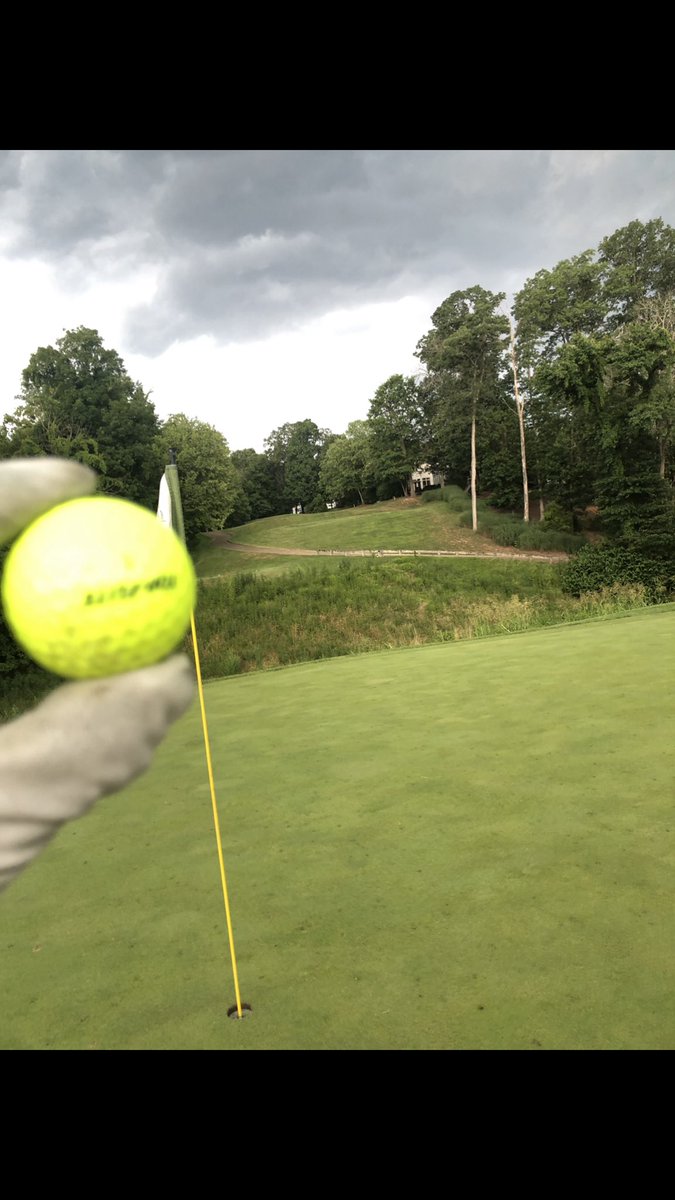 BennettMillarr's tweet image. 1st hole in one at 18yrs old. Sorry grandpa. Witness @Edrake26