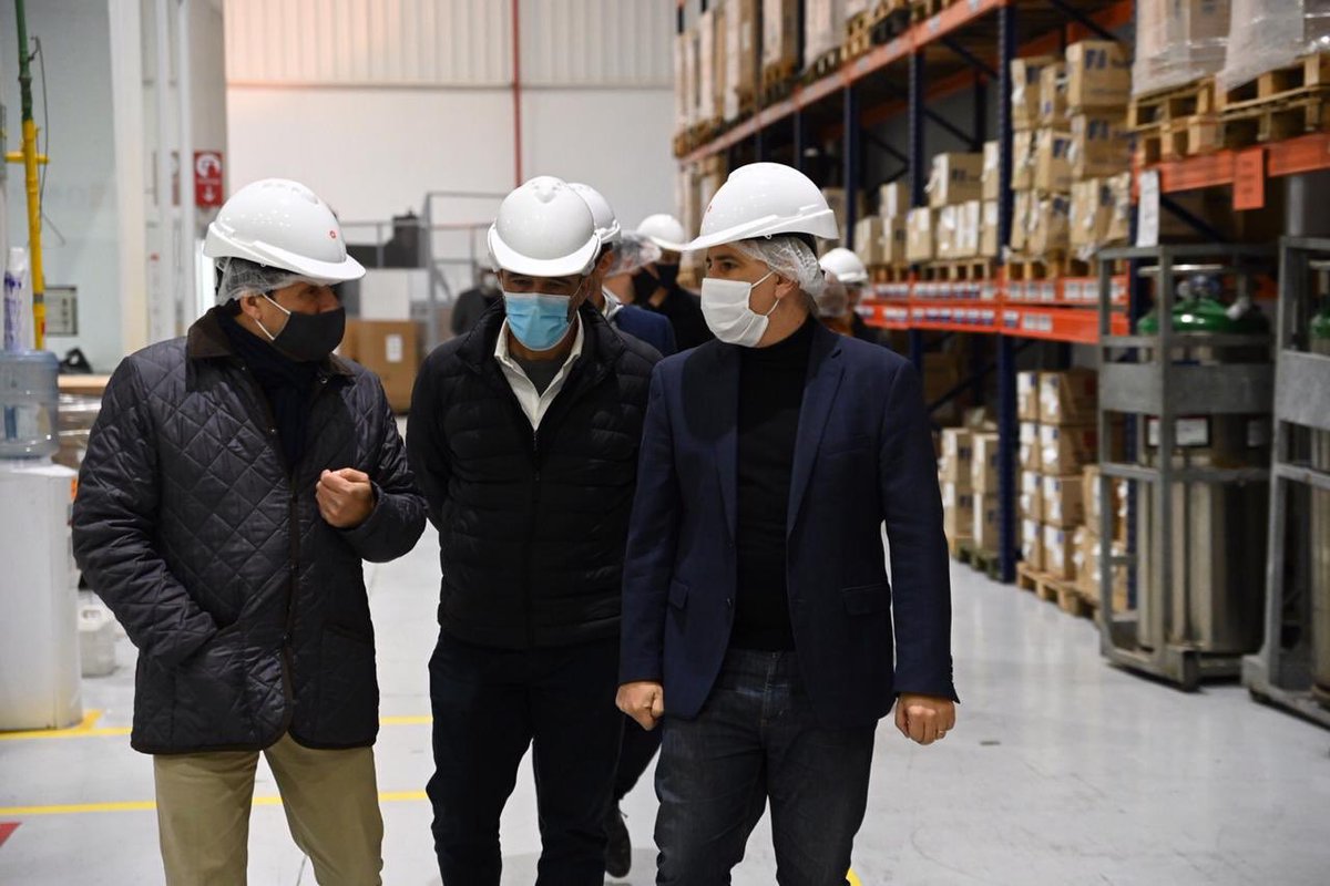 MartinLlaryora's tweet photo. 🔹Hoy visité la fábrica de @Portacomar ubicada en la zona sur de nuestra ciudad. Allí, gracias al esfuerzo tanto del sector público como del privado, pusimos en marcha una planta de concentrados proteicos la cual estará conectada a la reciente obra de gas natural. https://t.co/64iEiWxCv3