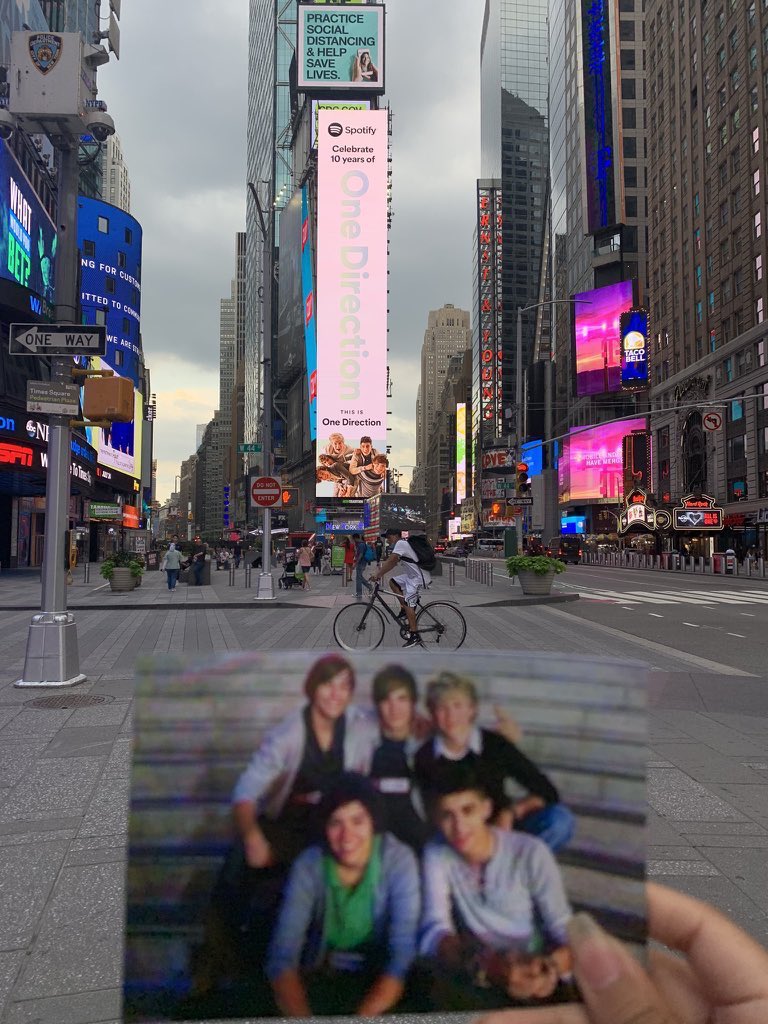 copacabannaa's tweet photo. Are you crying? Bc I am
#10YearsOfOneDirection https://t.co/7lGB8vlgLj