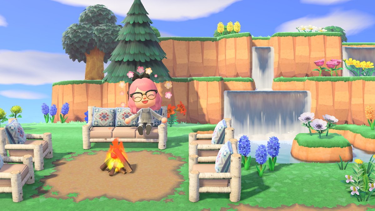 brittanysvanity's tweet photo. I've been redoing my entire island to #Cottagecore and its been a lot of fun #AnimalCrossing #ACNH #NintendoSwitch #AnimalCrossingDesigns https://t.co/wUpYuokGX5