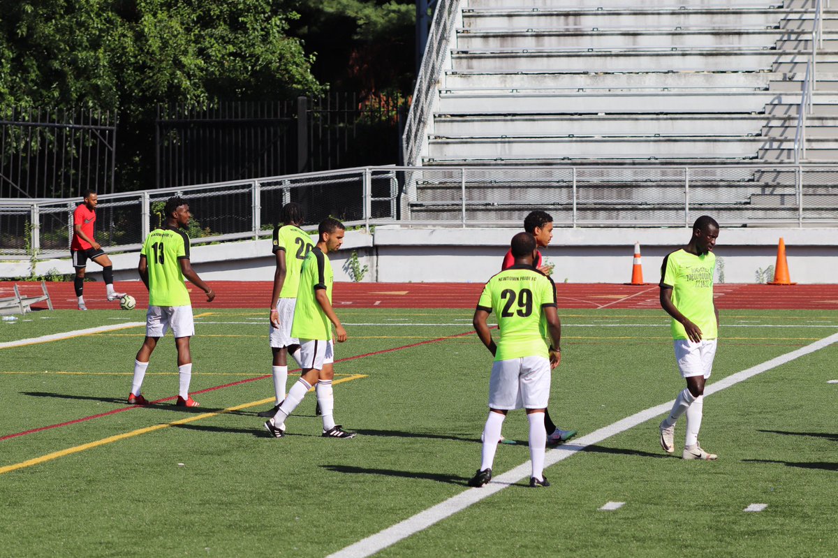 NewtownPrideFC's tweet photo. The boys are back in town πΆβ½οΈ #wereback #newtownpridefc #togetherwecan #newtownct #soccer #team #teamwork #connecticut #dontcallitacomeback https://t.co/PkBMfBvSES