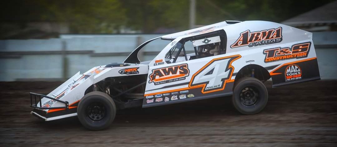 JacksonMulder's tweet photo. Come on out to @rapidspeedway tomorrow night for fan appreciation night. FREE admission to the grandstands! https://t.co/kVdDJW4gQf