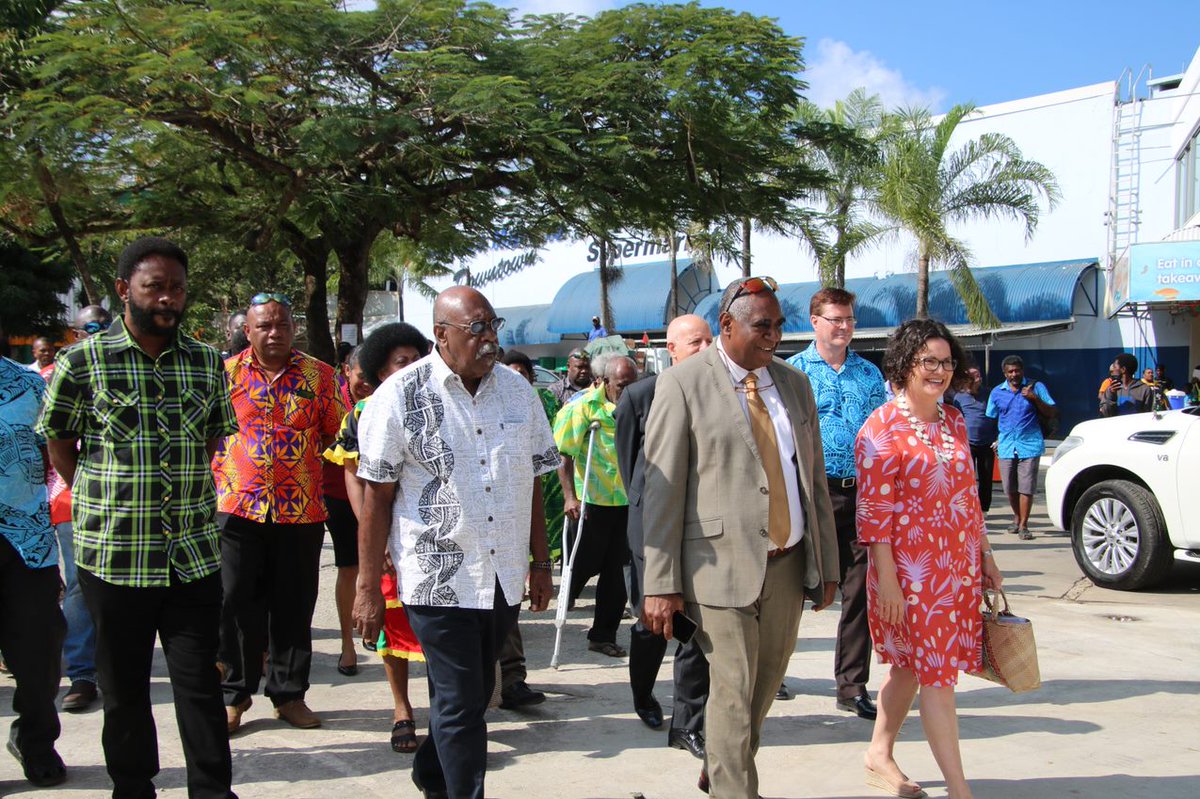 unwomenpacific's tweet photo. #Women vendors were consulted in the design phase of the market upgrade, contributing to a safer, #resilient, accessible &amp; hygienic market #environment. The Port Vila market upgrade began in July 2019. More: https://t.co/lkA65GExou 2/3 https://t.co/NQijn9qFmK