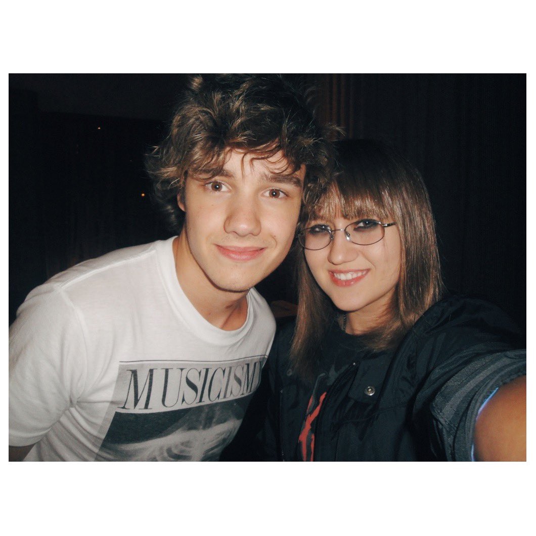 SarahMOnline's tweet photo. LIAM oof ๐ปYou are such a gentleman and so talented and oooo that voice. I remember seeing you skirt off in a Lamborghini from the tattoo shop one night and I was like yeah, thatโs my hubby. ๐น #10YearsOfOneDirection #LiamPayne #StalkerSarah https://t.co/FWt0i4eT28