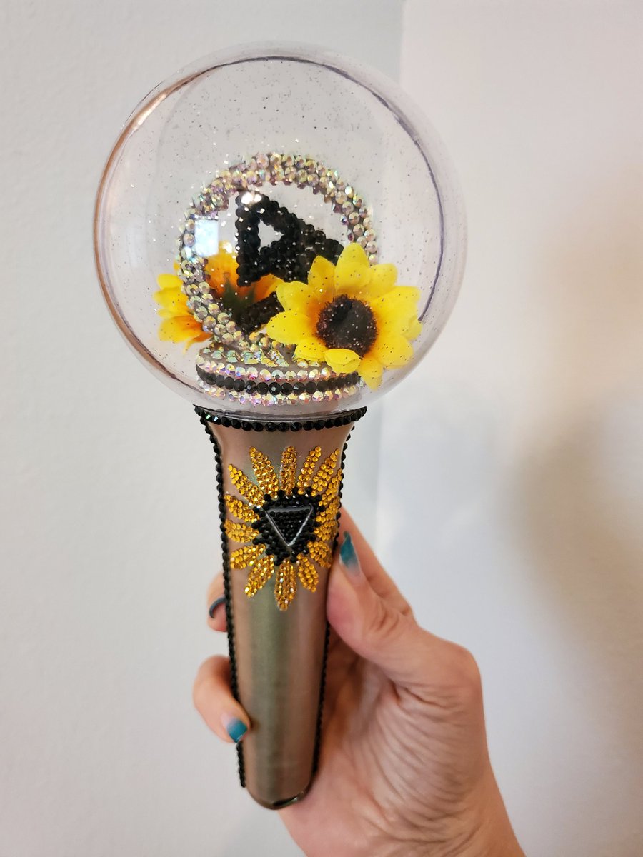 doccandi's tweet photo. Finally got around to finishing it after working for 10 nights in a row....this was a great break on my 1st day off 🥰

@official_ACE7
#ChoistickDIY #Choistick #ChoiceCreations #ACE #에이스 https://t.co/LCCC7SXzfw