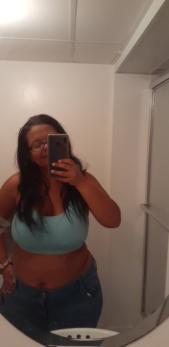 beeeeth23's tweet photo. It took me til last year to feel the confidence i now take in. If you see this you are beautiful!  #MyBodyIsBeautiful https://t.co/D1HsFqZbVL