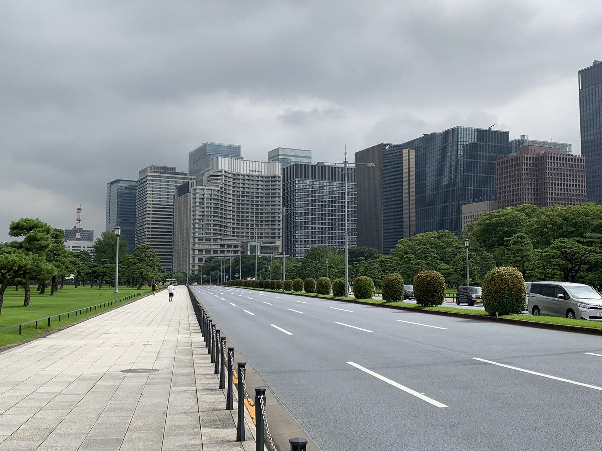 _aka_san_runner's tweet photo. 皇居前→国会議事堂→赤坂見附
#走ってるのを実況中継
#コロナに負けるな #走れることに感謝
#スポーツの日 #ランニング #走る
#runtrip #OTT #走ラン会
#virtualrunning2020
#スポーツの日に走ろう
#子どもたちに託そう https://t.co/LWu6jfLZ0e