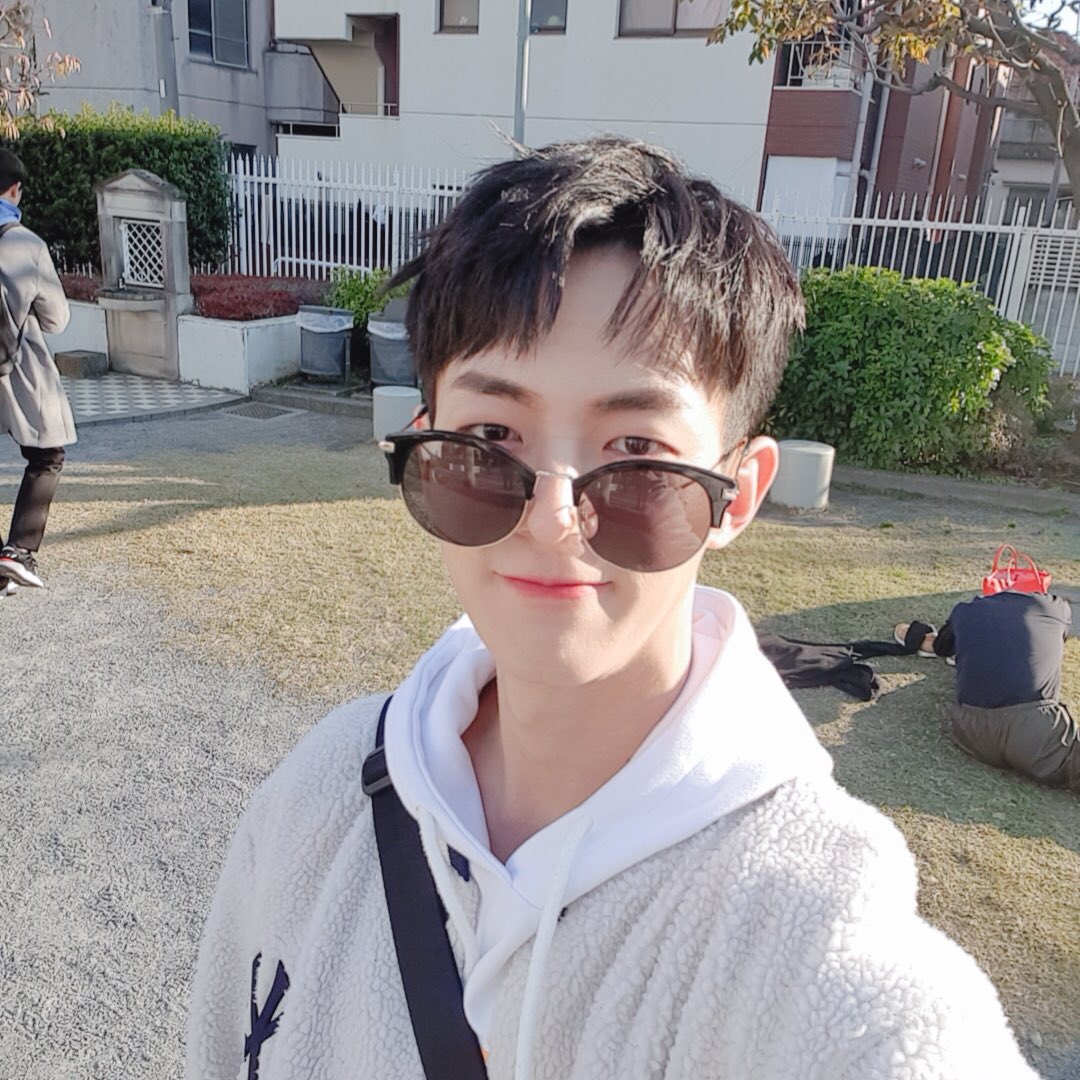 daeyungg's tweet photo. happy birthday to the best leader 🤍 eos, i hope you have the loveliest day. eat lots of delicious food. 🍚🍰🍥 enjoy the gifts & cake international cukey’s got you ! come back to us soon, i love you so much ❤️ !!
#쿠키들의_가장_빛나는_별_이오스_데이
@ncusofficial #HAPPYEOSDAY https://t.co/Mx6LQIxGJv