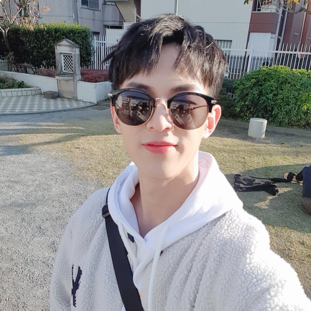 daeyungg's tweet photo. happy birthday to the best leader 🤍 eos, i hope you have the loveliest day. eat lots of delicious food. 🍚🍰🍥 enjoy the gifts & cake international cukey’s got you ! come back to us soon, i love you so much ❤️ !!
#쿠키들의_가장_빛나는_별_이오스_데이
@ncusofficial #HAPPYEOSDAY https://t.co/Mx6LQIxGJv