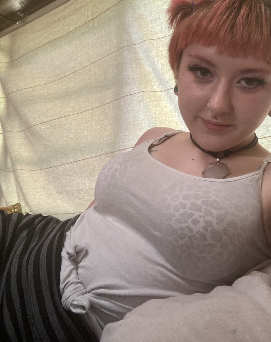 lilretired's tweet photo. OF link in bio first video up ❤️ 18+ #onlyfans https://t.co/algKpLNF7F