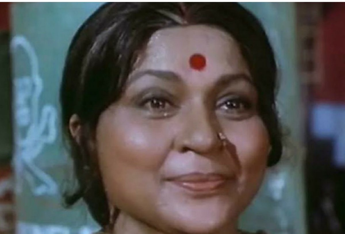 riteshismm's tweet photo. Friend : chal momos khane chalte hai!
Me : https://t.co/2AjqliWJPj