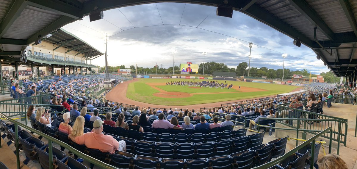 Leaders find a way to make it happen! Jackson Prep Graduation tonight!!! Congratulations Seniors!!!