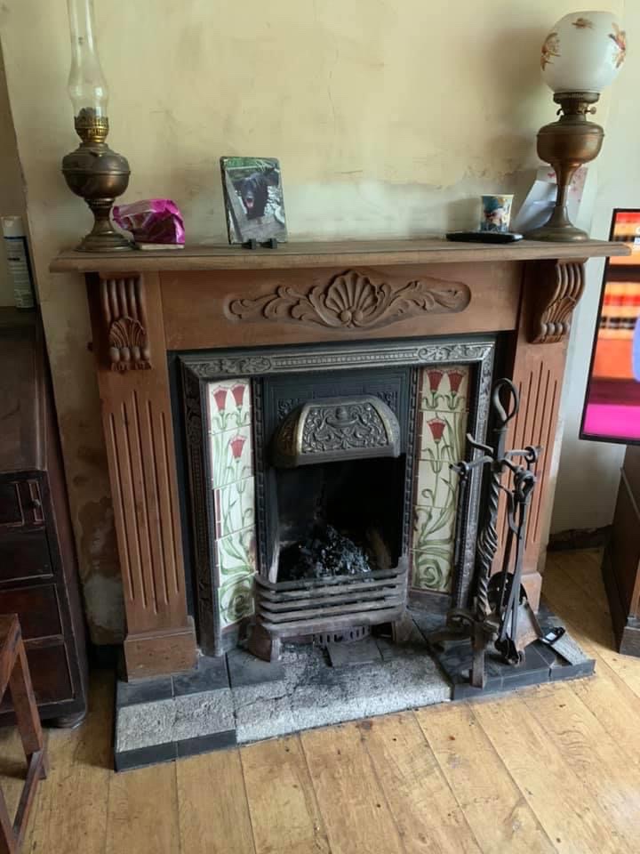 🔥🔥One of the installs this week was in Patrington.
We opened up the chimney, installed lintels, fireboard the recess, one piece slate hearth, 5kw Multi fuel stove finished with a solid oak smoky beam, All completed in just one day 🔥🔥