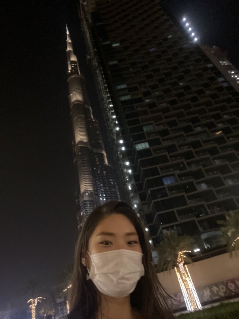 meyou141's tweet photo. 久しぶりに拝見しました。世界一高い建造物
#ブルジュハリファ あまり近くに行きすぎると、存在に気づかない程、高い笑　首疲れるから、程よい距離が大事😂

#ドバイ　#ドバイ生活 #ドバイライフ https://t.co/VrpCgWrMVm
