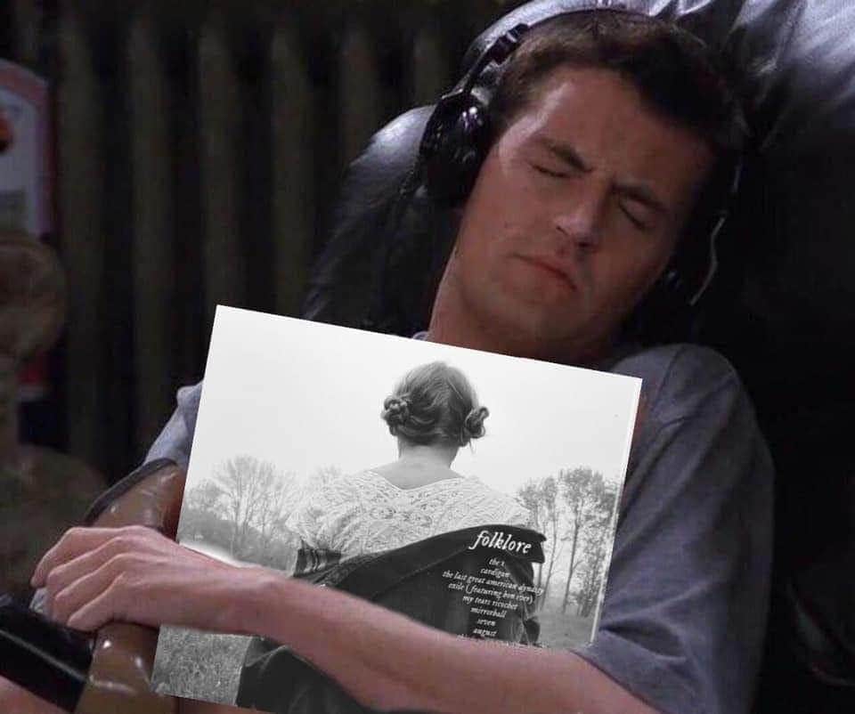 joyenjoy05's tweet photo. Soy muy feliz en mi relación y no saben lo enamorada que estoy pero con este disco @taylorswift13 me está haciendo sentir miserable y acordarme de mis episodios de dolor con ex amores, chale. https://t.co/8payTo4bx6