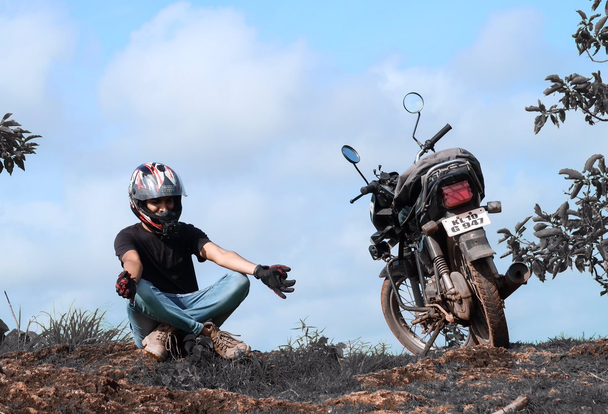 mohammedbaithel's tweet photo. @dreamridervlogs
.
.
.
.
..
@dreamridervlogs .
.
.
.
.
#dreamridervlogs😁 #dreamridervlogs #splenderboy #naturelovers #snowwhite #naturelovers #hillstation #hills #kerala #dreamriders #dreamriderskerala #splender #splenderlover #splendermodifi #splendor #splendorloverz #bikers https://t.co/NGHn8dgmzI