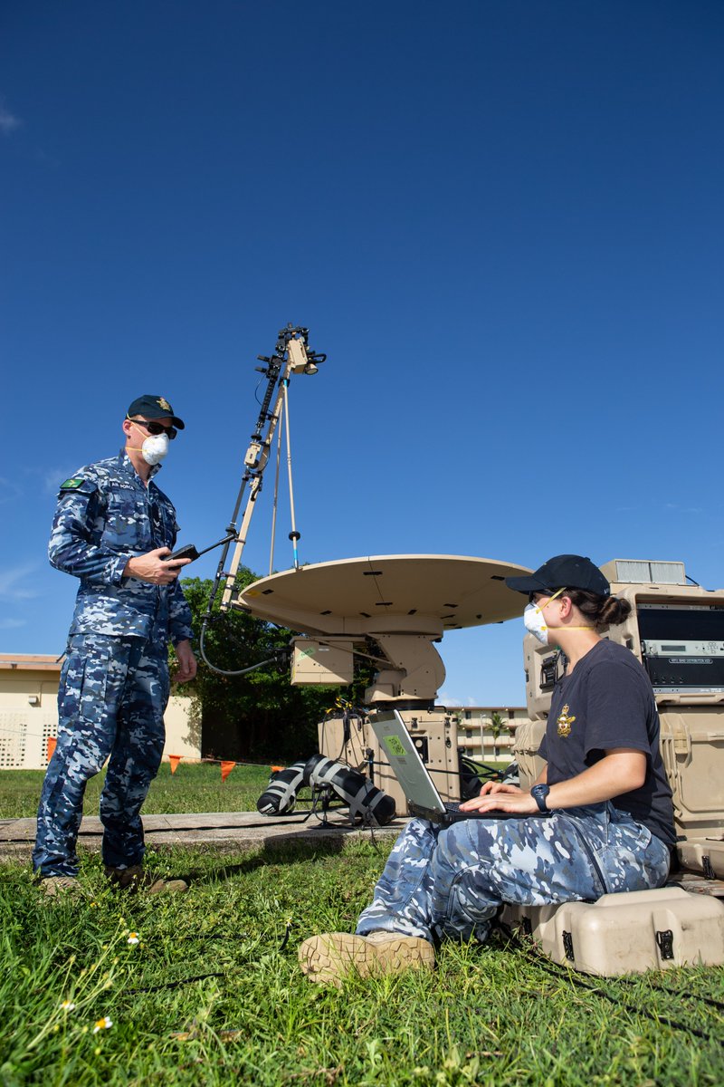 DefenceAust's tweet image. Air-sea integration is key to Joint Operations within #YourADF. Here our Joint Task Force conducts advance air-sea integration training in the Pacific with the maritime and air task groups. Learn more ➡️ bit.ly/rpdraaf

#DefenceCapability #PositionedForSuccess