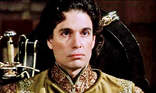 Happy 78th Birthday to CHRIS SARANDON 