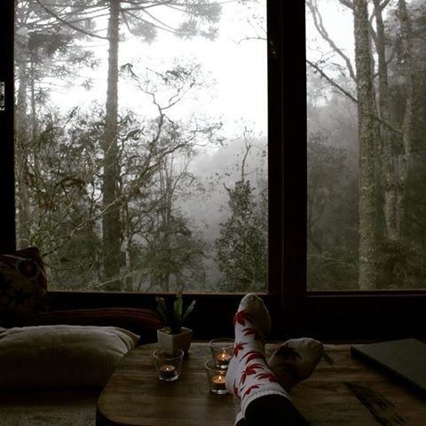 vani_mp3's tweet photo. imagine traveling with the love of your life to places like this while listening to folklore by Taylor Swift
#TaylorSwift #folklore https://t.co/eIeQE67OwI