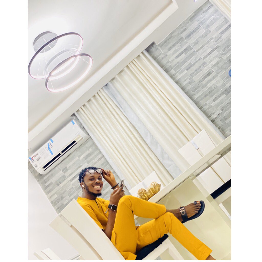 LGeniux's tweet photo. Happy Birthday to me❤️🎊🎊🎊🎊
Say a prayer for me Fam🙏❤️ #BBNaijia #birthdaywishes https://t.co/tdsX36OJlk
