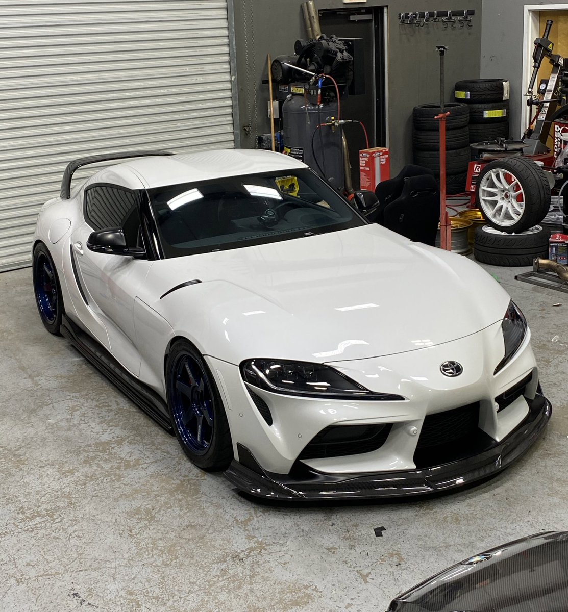 Adam_LZ's tweet photo. 30 minute Supra special tomorrow 🥰 https://t.co/THMo7G4n5t