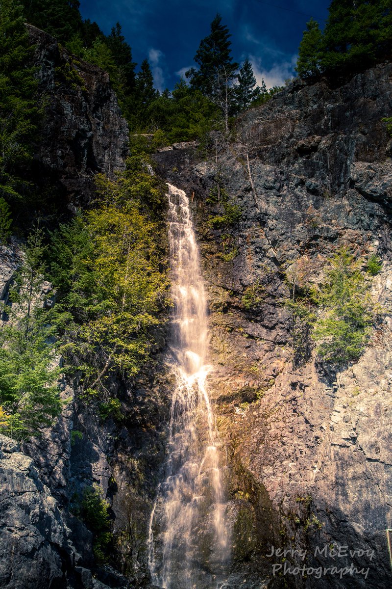 VicBCPhoto's tweet photo. This is right along the road near Gold River, BC. Love waterfalls. #vancouverisland #waterfall #pictureoftheday #visitbc #goldriver #victoriaphotographer #yyj https://t.co/1bElDvIZAj