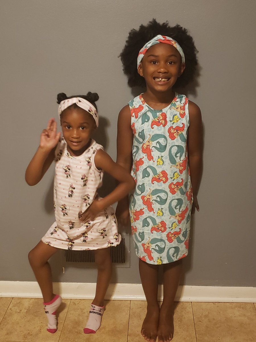 X_2_the_Tina's tweet photo. Nightgowns and headbands by me! Actually feel like I'm getting good at this! #GiaRenee #NatalieVictoria #CraftyMom #DIY #PJs https://t.co/6aGbE5k1Je