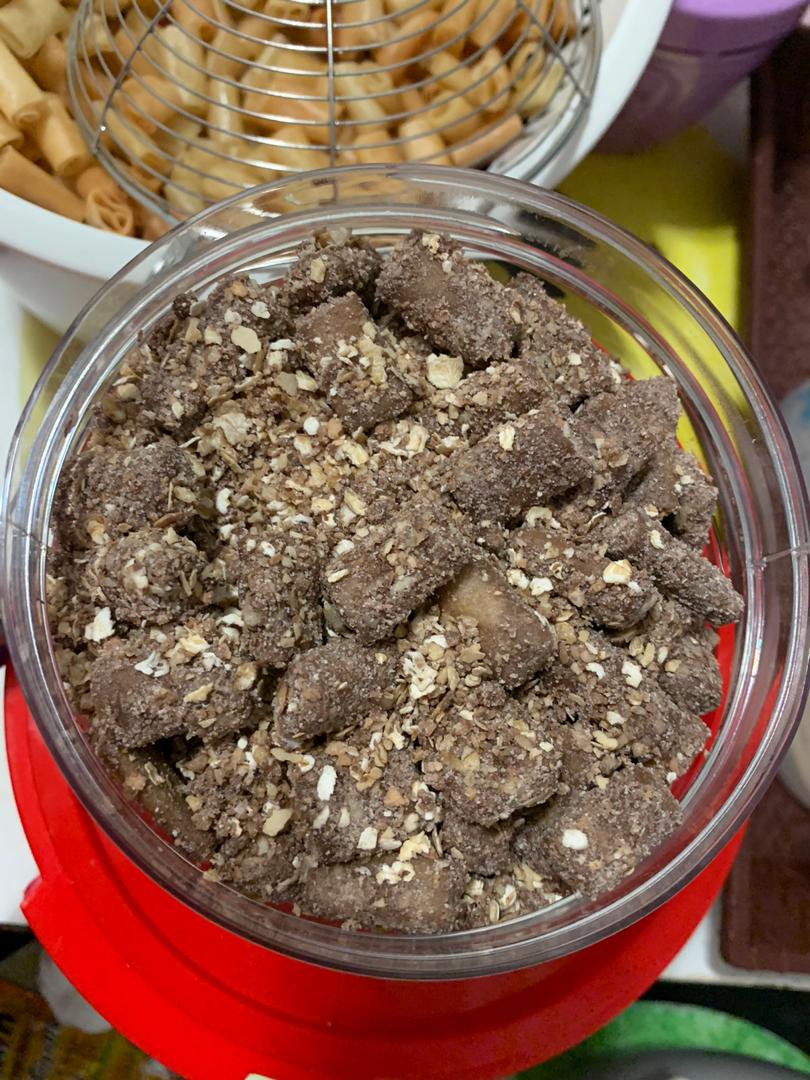 BabyPopia's tweet photo. Cikaro Baby Popia Stick terdapat 5 perisa :
☑️cheese
☑️ chocolate + nestum honey
☑️ chocolate + nestum oat
☑️ chocolate + nestum chocolate
☑️ chocolate + chocolate rice
1 Botol hanya RM9.00 (M) RM12 (L) sahaja 😘😘😘😘 meh try new product from us ~ xoxo 💋 #cikarobabypopia https://t.co/KSdGXXpw6n
